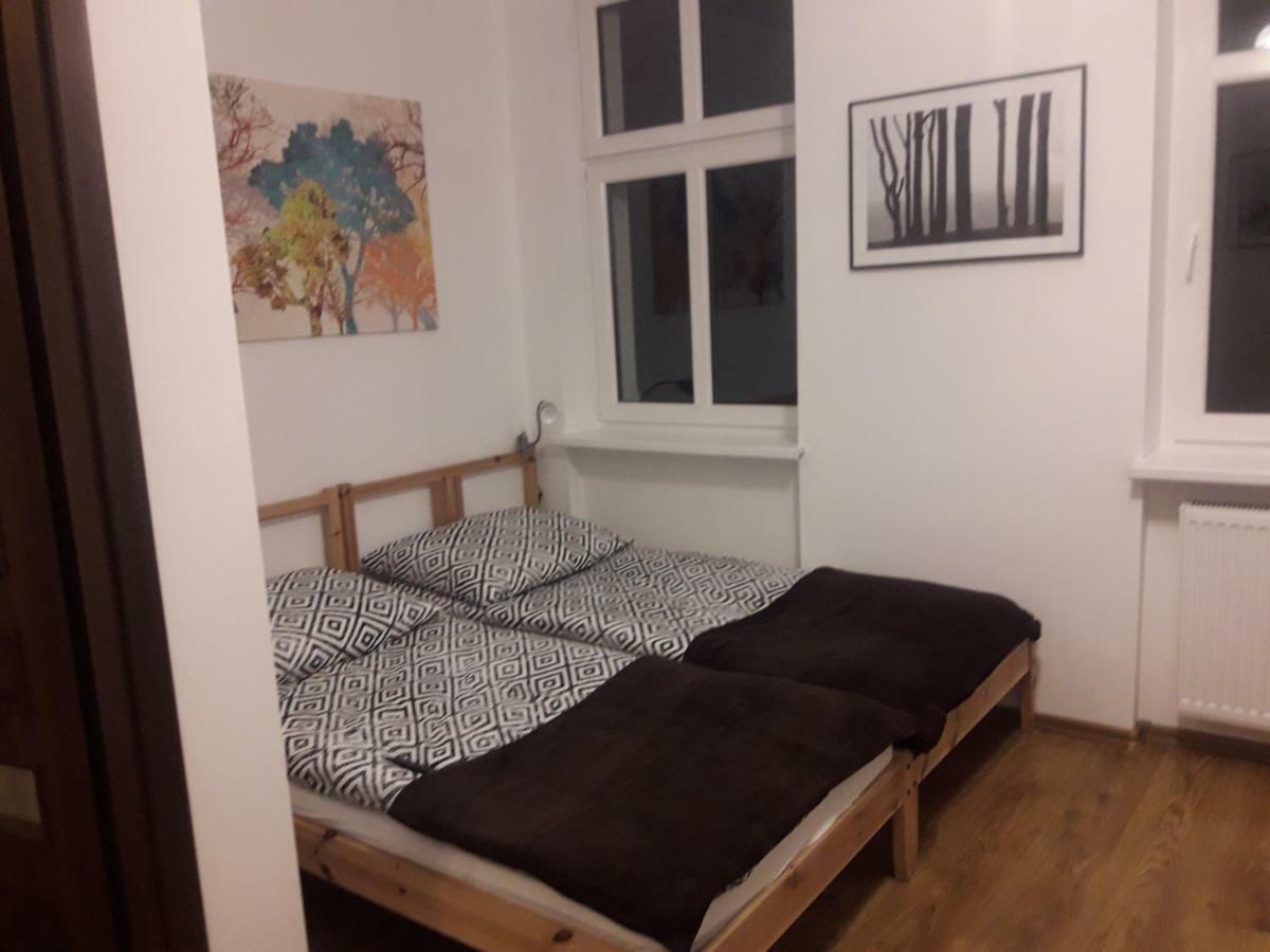 Center Apartment *