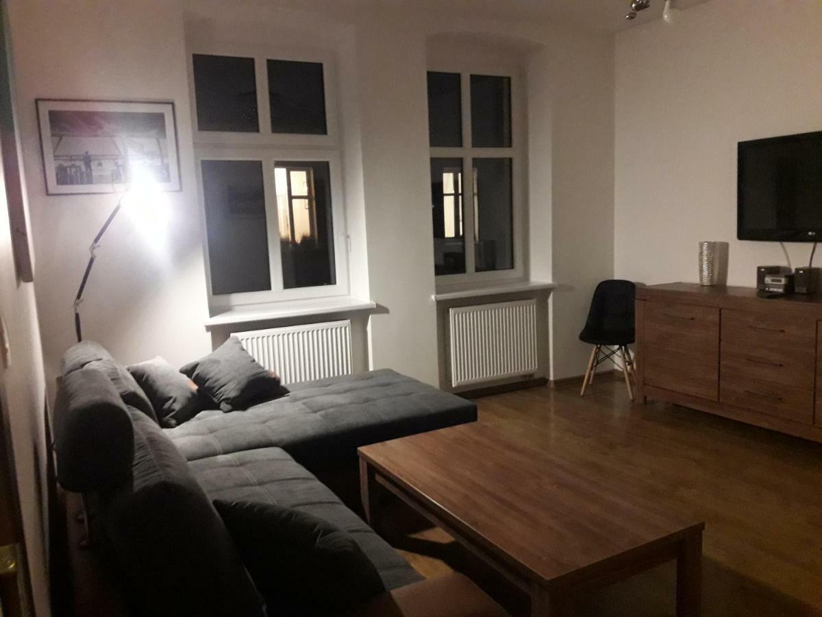 Apartment Center
