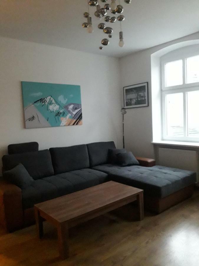 Center Apartment *